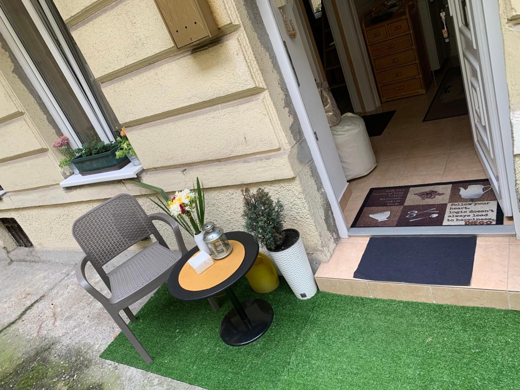 Ararat Apartman Budapeste Exterior foto